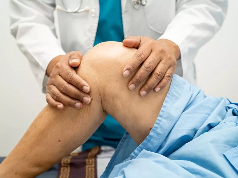 מדריך שיקום מקצועי להחלפת מפרק ירך בגיל מבוגר